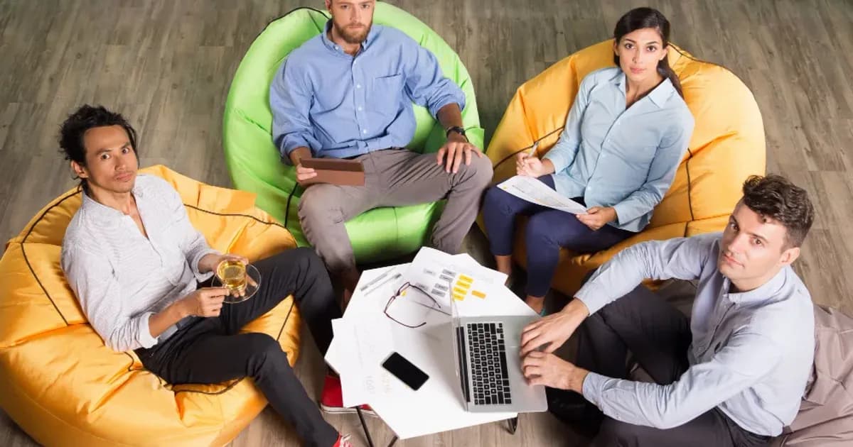 communication tools that keep teams connected