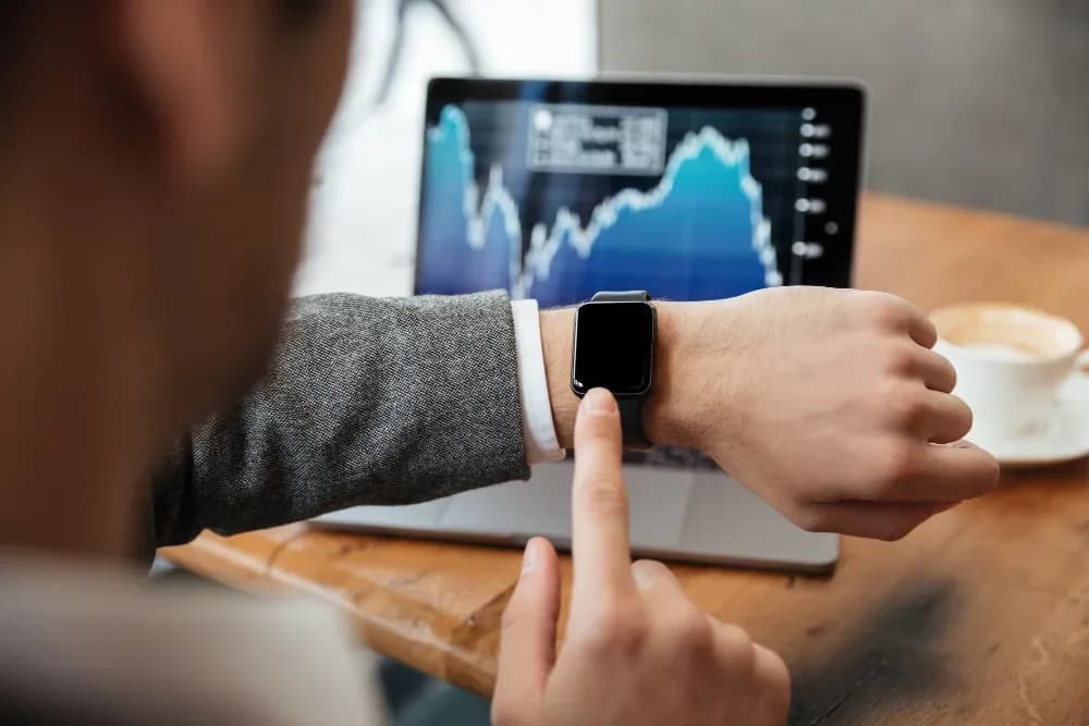 Time & Attendance Tracking