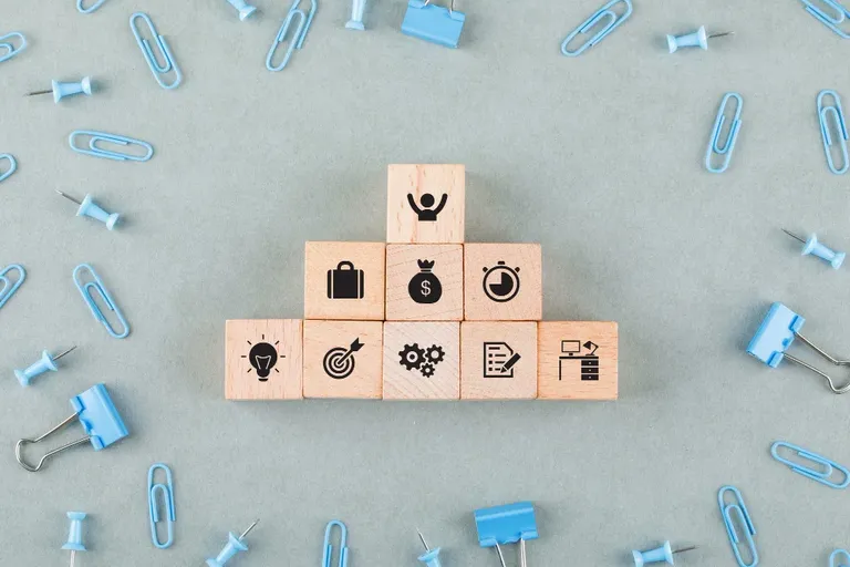 10 Best Employee Engagement Tools to Improve Workplace Engagement
