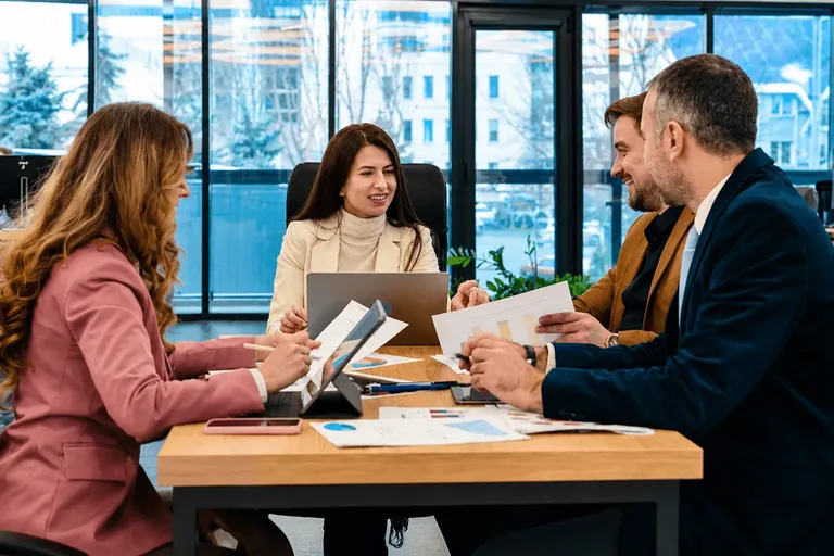 What Are the Role and Responsibilities of HR Manager?