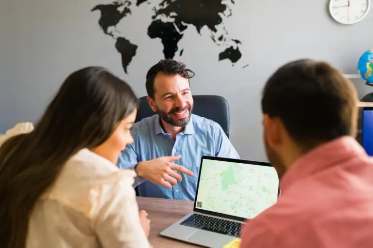 Smallest GPS Tracker for Employees: A Complete Guide to Employee Location Tracking